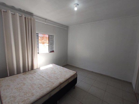 Imagem Imóvel com
4 Quartos à Venda, 130 m² em
Parque Santa Cruz -
Goiania Imagem Imóvel com
4 Quartos à Venda, 130 m² em
Parque Santa Cruz -
Goiania