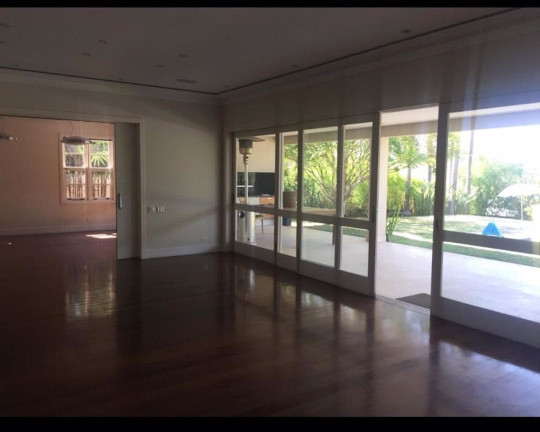 Imagem Casa à Venda, em Tamboré - Santana De Parnaíba Imagem Casa à Venda, em Tamboré - Santana De Parnaíba