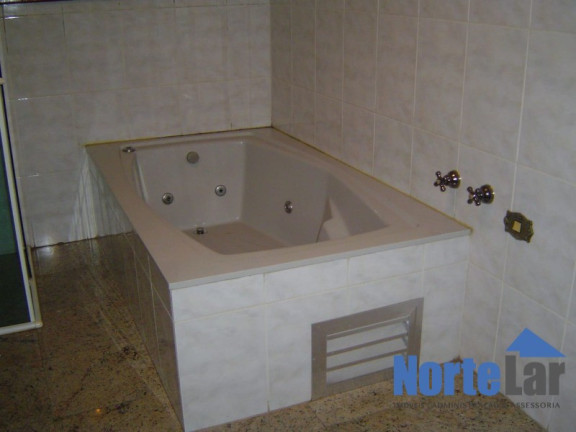 Imagem Sobrado com 4 Quartos para Alugar, 300 m² em Vila Irmãos Arnoni - São Paulo