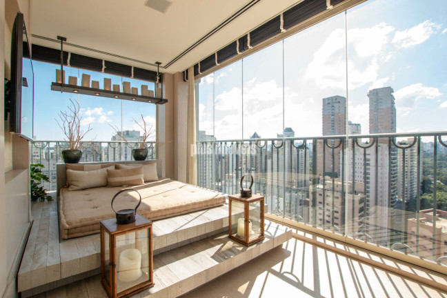 Imagem Apartamento com 4 Quartos à Venda, 366 m² em Moema - São Paulo