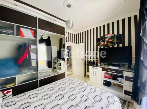 Imagem Casa com 3 Quartos à Venda, 340 m² em Calheiros - Governador Celso Ramos