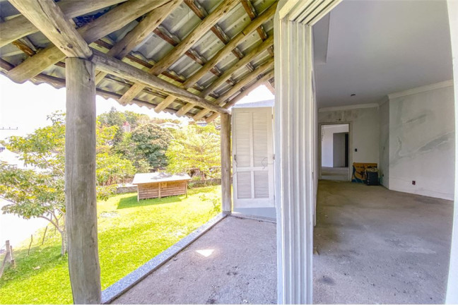 Imagem Casa com 5 Quartos à Venda,  em Ribeirão Da Ilha - Florianópolis