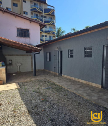 Imagem Casa com 3 Quartos à Venda, 205 m² em Perequê Açu - Ubatuba