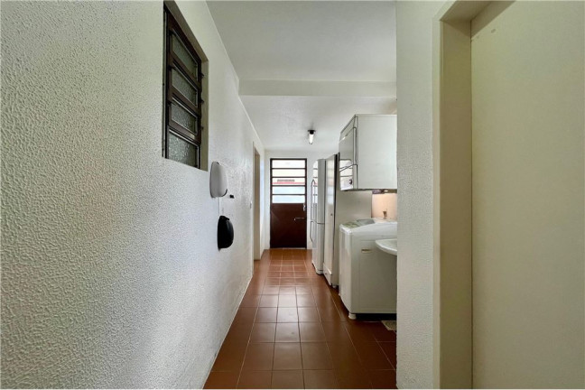 Imagem Casa com 3 Quartos à Venda, 300 m² em Jardim Carvalho - Porto Alegre Imagem Casa com 3 Quartos à Venda, 300 m² em Jardim Carvalho - Porto Alegre