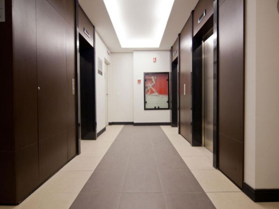 Imagem Sala Comercial à Venda, 939 m² em Centro - Curitiba