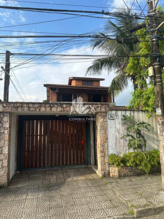 Imagem Casa com 6 Quartos à Venda, 300 m² em Vila Voturua - São Vicente Imagem Casa com 6 Quartos à Venda, 300 m² em Vila Voturua - São Vicente