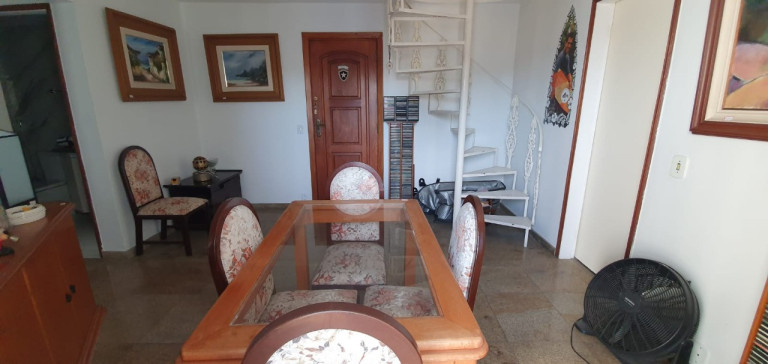 Imagem Cobertura com 2 Quartos à Venda, 200 m² em Icaraí - Niterói Imagem Cobertura com 2 Quartos à Venda, 200 m² em Icaraí - Niterói