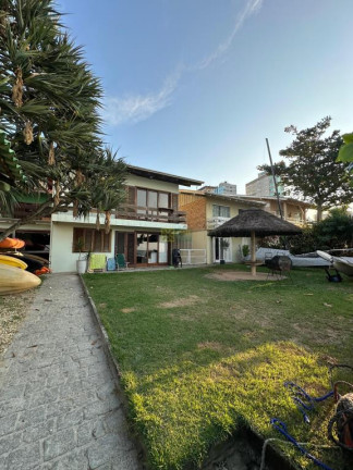 Imagem Casa com 8 Quartos à Venda, 1.177 m² em Balneário Perequê - Porto Belo Imagem Casa com 8 Quartos à Venda, 1.177 m² em Balneário Perequê - Porto Belo