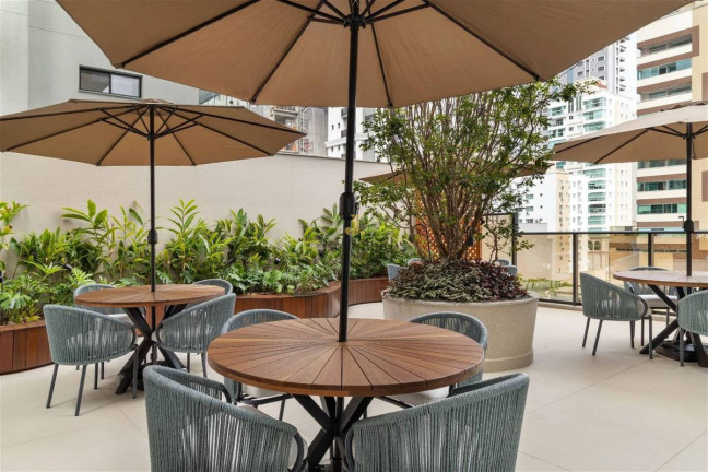 Apartamento com 4 Quartos à Venda, 176 m² em Meia Praia - Itapema