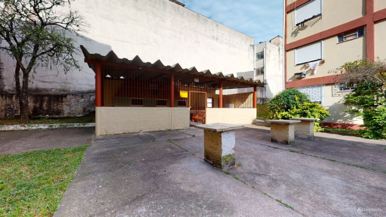 Imagem Imóvel com 2 Quartos à Venda, 48 m² em Camaquã - Porto Alegre