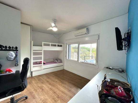 Imagem Casa com 2 Quartos à Venda, 312 m² em Mário Quintana - Porto Alegre