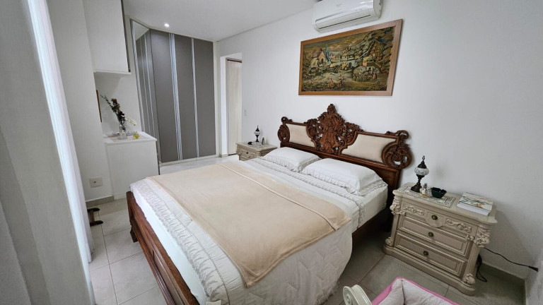 Imagem Apartamento com 4 Quartos à Venda, 200 m² em Gonzaga - Santos