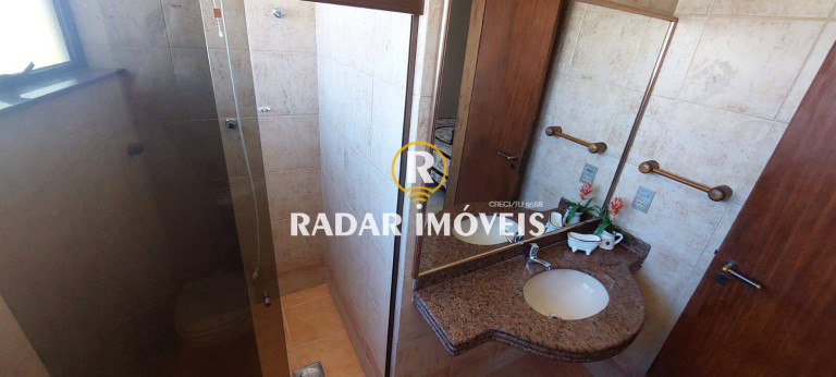 Imagem Apartamento com 3 Quartos à Venda, 130 m² em Centro - Cabo Frio