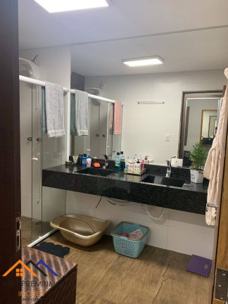 Imagem Sobrado com 3 Quartos à Venda, 280 m² em Vila Curuçá - Santo André Imagem Sobrado com 3 Quartos à Venda, 280 m² em Vila Curuçá - Santo André