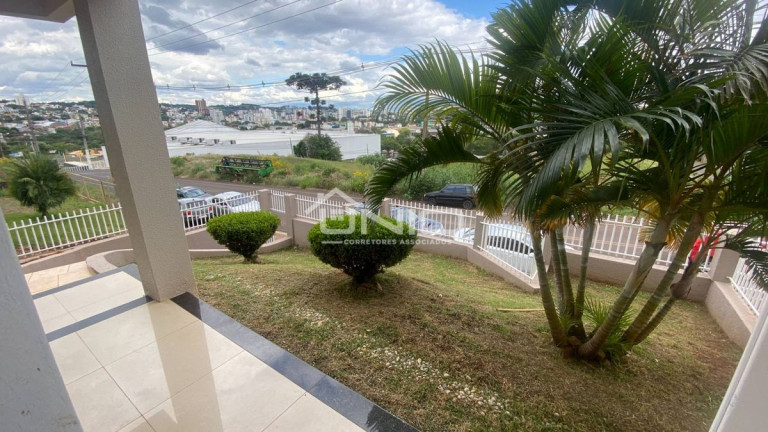 Casa à Venda, 227 m² em Aeroporto - Pato Branco