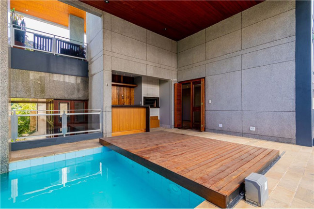 Imagem Imóvel com 3 Quartos à Venda,  em Rio Branco - Porto Alegre
