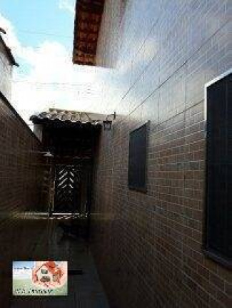 Casa com 2 Quartos à Venda, 142 m² em Jardim São Francisco - Mongaguá