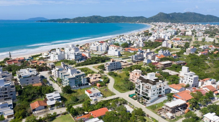 Imagem Apartamento com 2 Quartos à Venda, 70 m² em Bombinhas - Bombinhas
