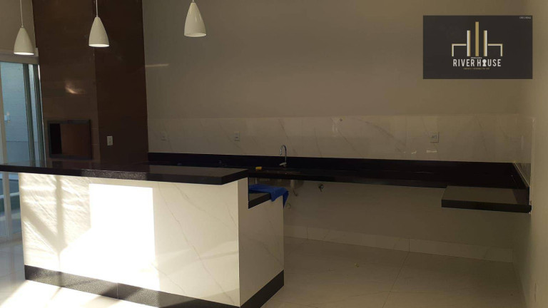 Imagem Casa com 3 Quartos à Venda, 232 m² em Condomínio Belvedere - Cuiabá