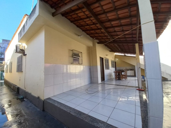 Imagem Casa à Venda, 225 m² em Itapuã - Salvador Imagem Casa à Venda, 225 m² em Itapuã - Salvador