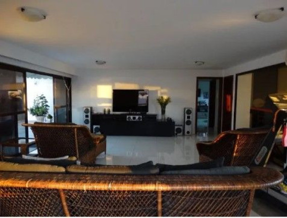 Imagem Cobertura com 5 Quartos à Venda ou Locação, 791 m² em Rio Vermelho - Salvador Imagem Cobertura com 5 Quartos à Venda ou Locação, 791 m² em Rio Vermelho - Salvador