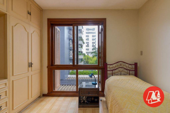 Imagem Cobertura com 3 Quartos à Venda, 244 m² em Petrópolis - Porto Alegre