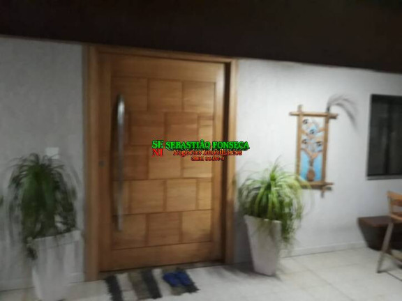 Imagem Casa com 4 Quartos à Venda, 400 m² em Caraguatatuba
