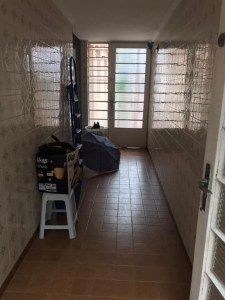 Imagem Sobrado com 3 Quartos à Venda, 250 m²