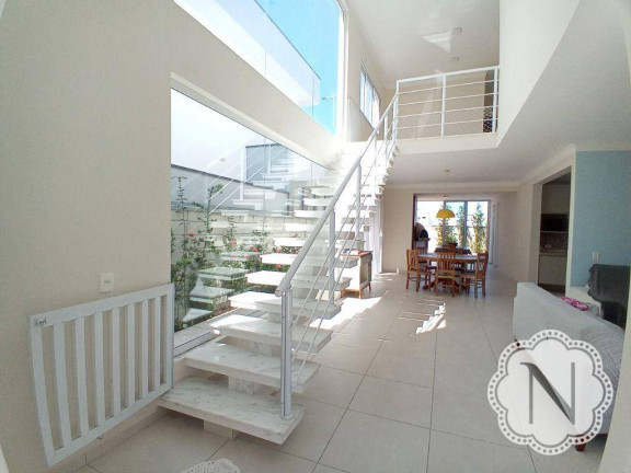 Imagem Sobrado com 3 Quartos à Venda, 192 m² em Santa Júlia - Itanhaém Imagem Sobrado com 3 Quartos à Venda, 192 m² em Santa Júlia - Itanhaém