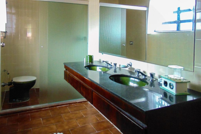 Imagem Casa com 4 Quartos à Venda, 480 m² em Guaiuba - Guarujá Imagem Casa com 4 Quartos à Venda, 480 m² em Guaiuba - Guarujá