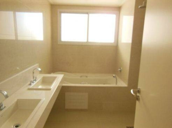 Imagem Apartamento com 4 Quartos à Venda, 177 m² em Centro - Florianópolis Imagem Apartamento com 4 Quartos à Venda, 177 m² em Centro - Florianópolis