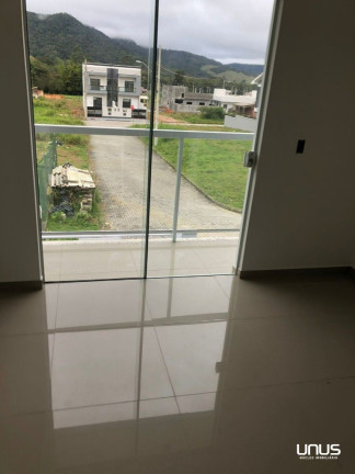 Imagem Sobrado com 2 Quartos à Venda, 92 m² em Forquilhas - São José