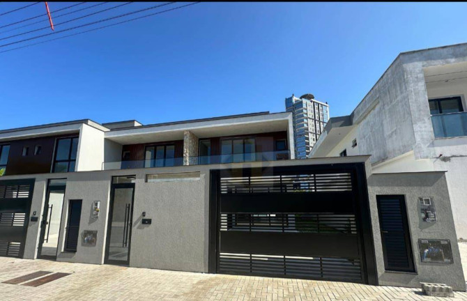 Imagem Casa com 3 Quartos à Venda, 160 m² em Vila Nova - Porto Belo