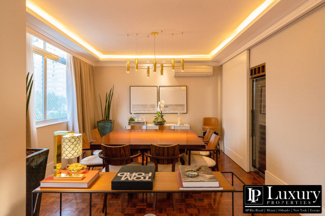 Imagem Apartamento com 3 Quartos à Venda, 250 m² em Jardim Paulista - São Paulo Imagem Apartamento com 3 Quartos à Venda, 250 m² em Jardim Paulista - São Paulo