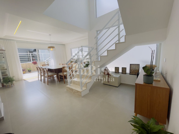 Imagem Casa com 3 Quartos à Venda, 300 m² em Parque Sinai - Santana De Parnaíba Imagem Casa com 3 Quartos à Venda, 300 m² em Parque Sinai - Santana De Parnaíba