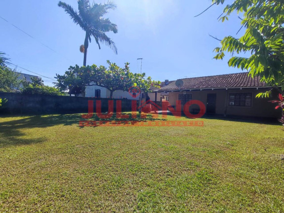 Imagem Casa com 2 Quartos à Venda, 325 m² em Costeira - Balneário Barra Do Sul Imagem Casa com 2 Quartos à Venda, 325 m² em Costeira - Balneário Barra Do Sul