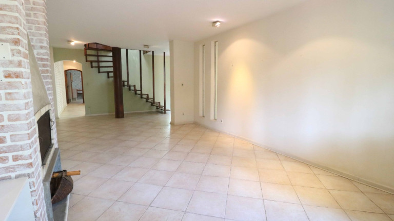 Imagem Casa de Vila com 3 Quartos à Venda, 216 m² em Jardim Paulista - São Paulo Imagem Casa de Vila com 3 Quartos à Venda, 216 m² em Jardim Paulista - São Paulo