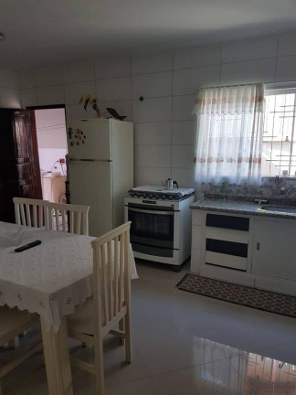 Imagem Casa com 7 Quartos à Venda, 329 m² em Vila Helena - Santo André