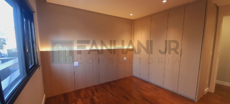Imagem Imóvel com 3 Quartos à Venda, 190 m² em Itaim Bibi - São Paulo