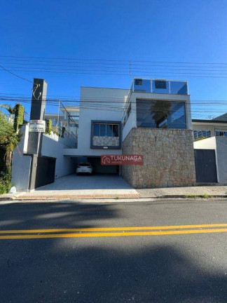 Casa com 3 Quartos à Venda, 268 m² em Pedreira - Arujá