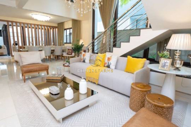 Imagem Casa com 4 Quartos à Venda, 351 m² em Jardins Madri - Goiânia Imagem Casa com 4 Quartos à Venda, 351 m² em Jardins Madri - Goiânia