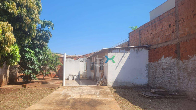 Imagem Terreno à Venda, 275 m² em Rita Vieira - Campo Grande Imagem Terreno à Venda, 275 m² em Rita Vieira - Campo Grande