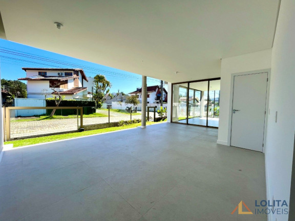 Imagem Casa com 3 Quartos à Venda, 165 m² em Itacorubi - Florianopolis Imagem Casa com 3 Quartos à Venda, 165 m² em Itacorubi - Florianopolis