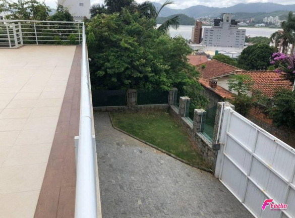 Imagem Casa com 4 Quartos à Venda, 765 m² em Centro - Florianópolis