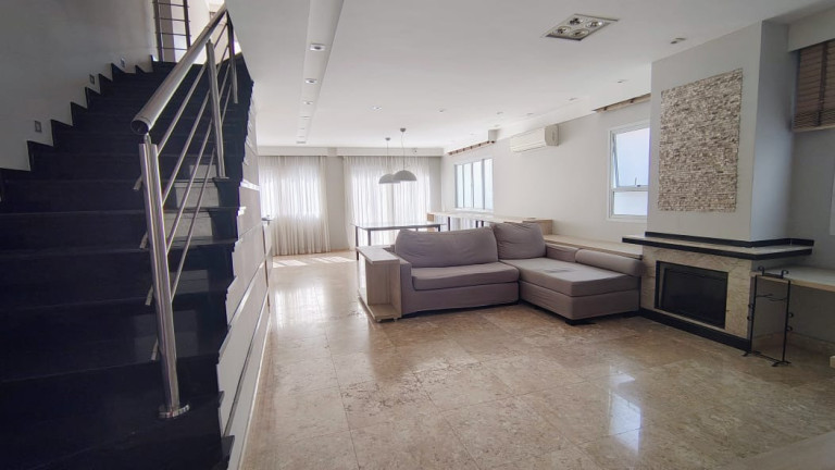 Imagem Casa com 4 Quartos para Alugar, 310 m² em Santana De Parnaíba - São Paulo
