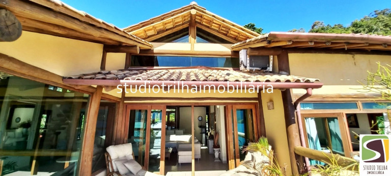 Imagem Casa com 6 Quartos à Venda, em Piúva - Ilhabela Imagem Casa com 6 Quartos à Venda, em Piúva - Ilhabela