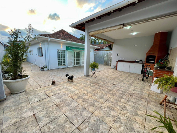 Imagem Casa com 3 Quartos à Venda, 384 m² em Flórida - Praia Grande Imagem Casa com 3 Quartos à Venda, 384 m² em Flórida - Praia Grande