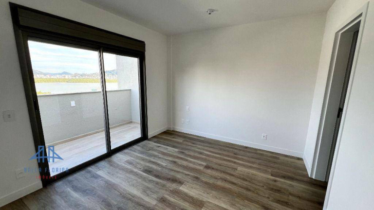 Imagem Imóvel com 3 Quartos à Venda, 126 m² em João Paulo - Florianópolis
