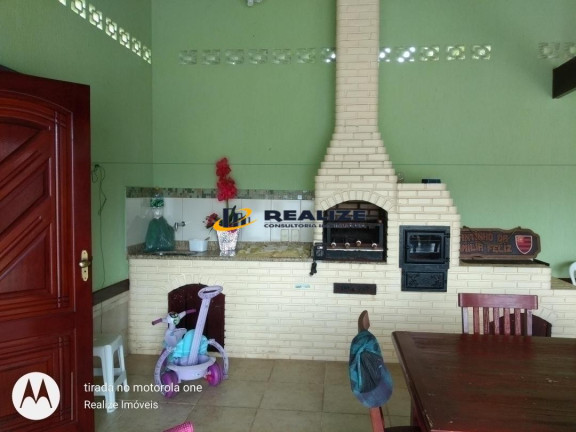 Imagem Casa com 3 Quartos à Venda, 250 m² em Parque Pecuária - Campos Dos Goytacazes