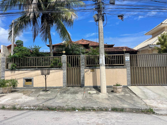 Casa com 3 Quartos à Venda, 136 m² em Vila Capri - Araruama